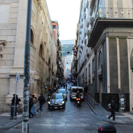 Blackwoody Contemporary Rooms - Napoli Centro Storico Via Toledo מראה חיצוני תמונה